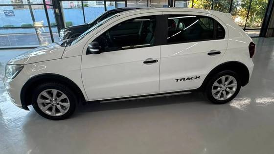 VOLKSWAGEN GOL 1.0 12V MPI TOTALFLEX TRACK 4P MANUAL VOLKSWAGEN GOL 1.0 12V MPI TOTALFLEX TRACK 4P MANUAL